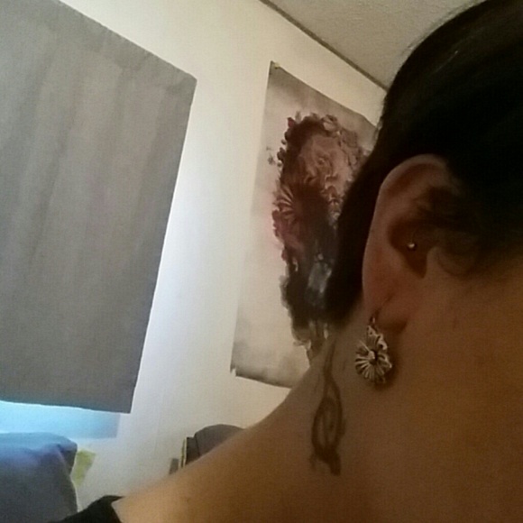 Earrings - Picture 2 of 2